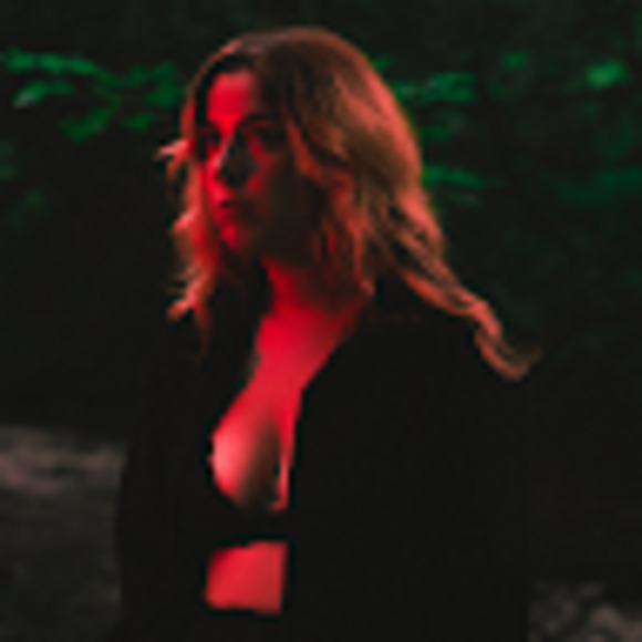 Meet your Posher, Talia - Picture 1 of 1